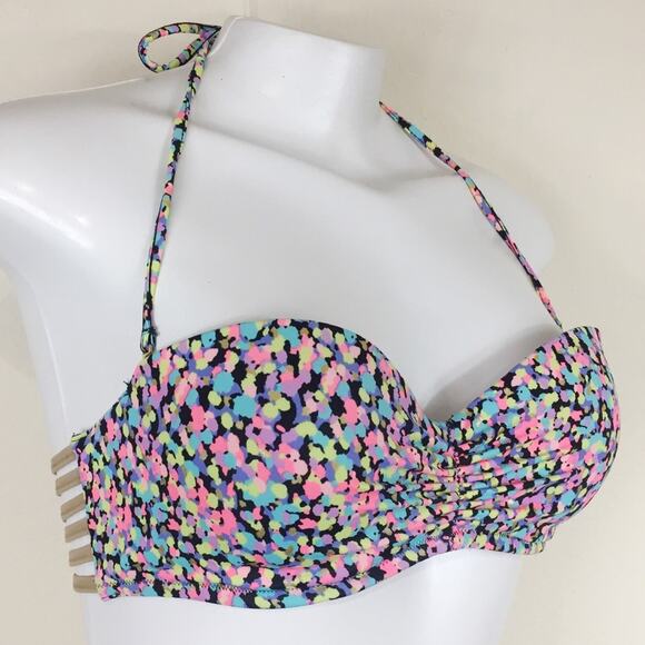 Victoria’s Secret | Strappy Back Bikini Top - Picture 2 of 5